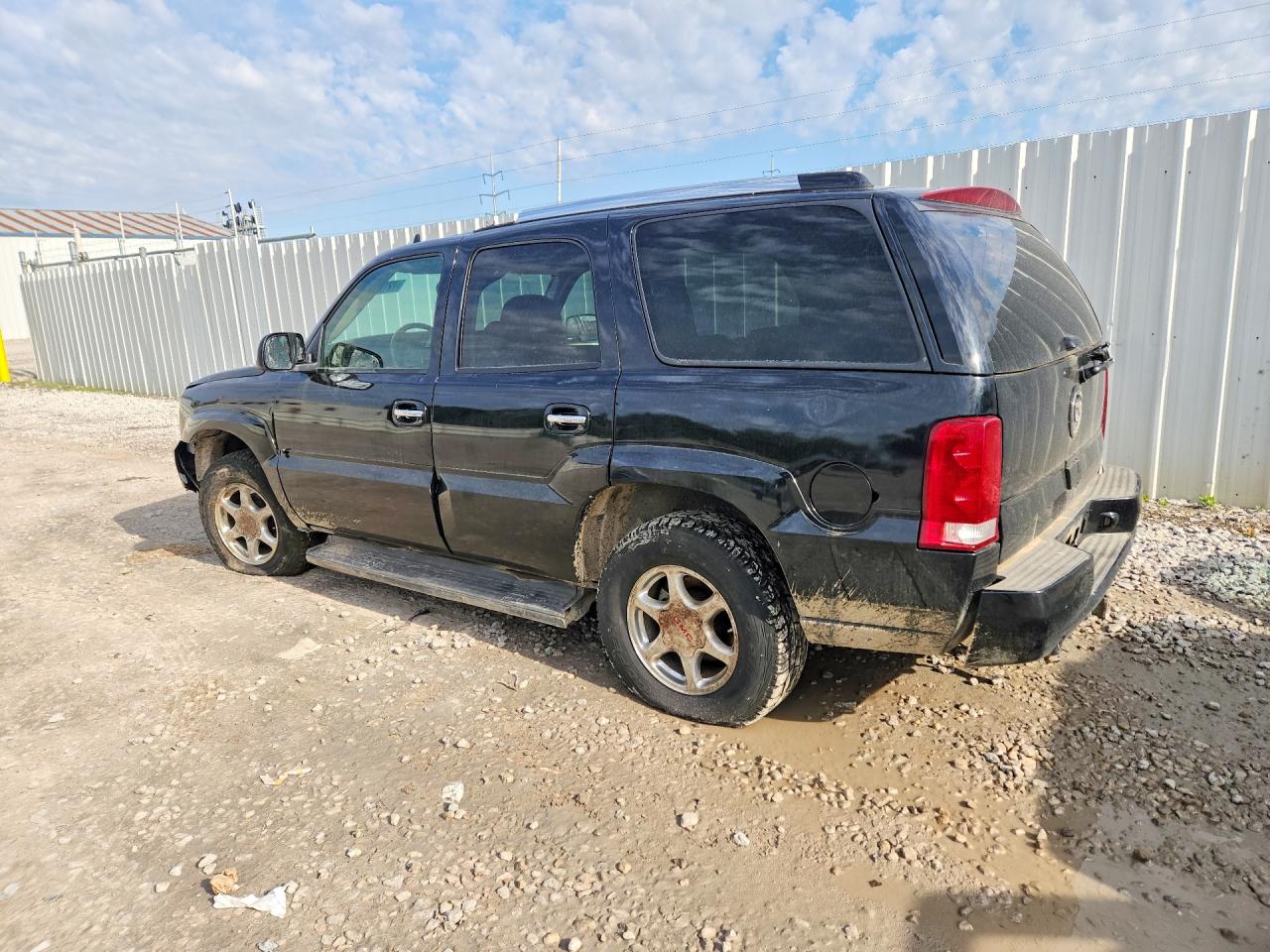 2006 CADILLAC ESCALADE LUXURY photo 3