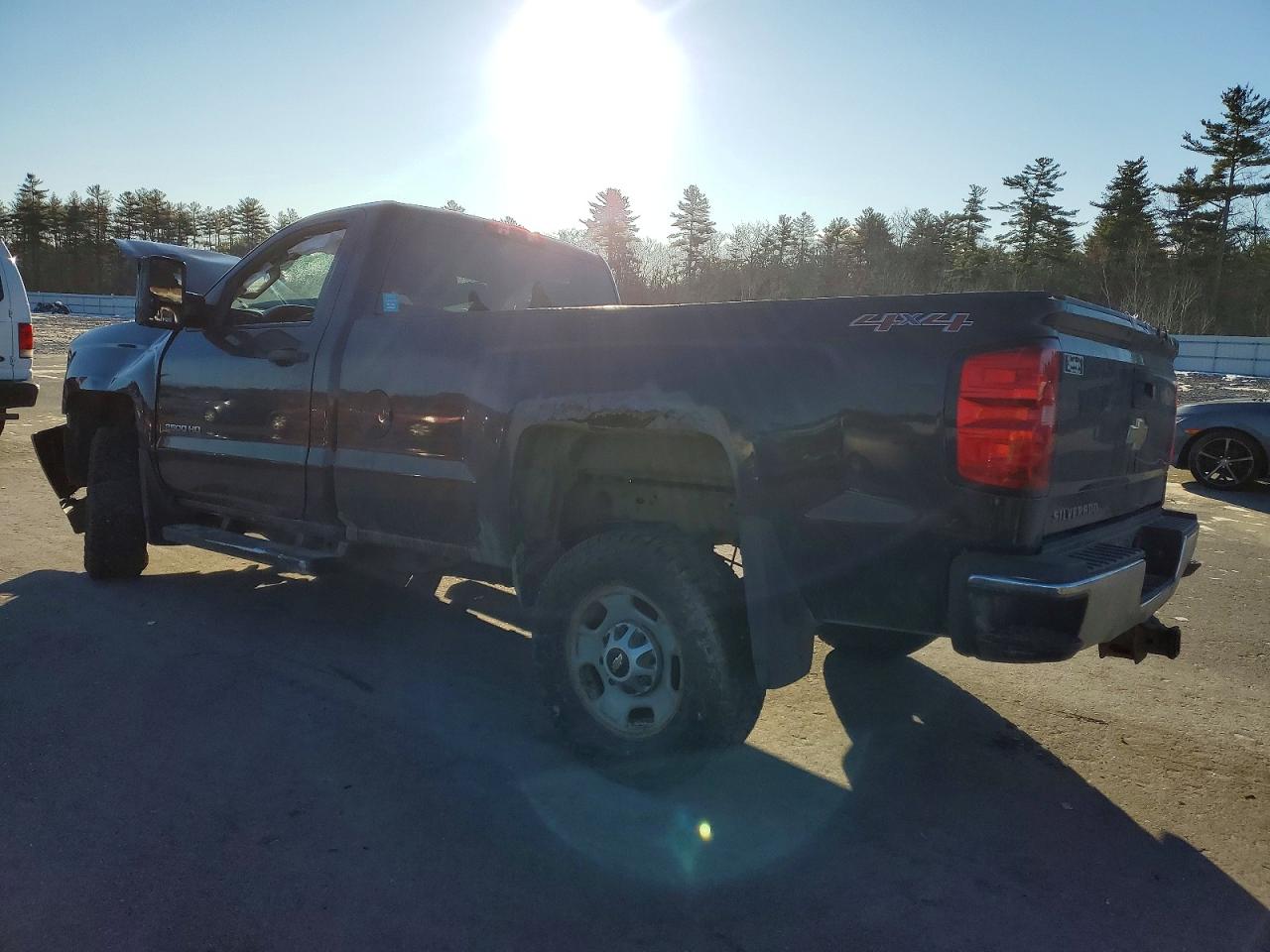 2016 CHEVROLET SILVERADO K2500 HEAVY DUTY photo 3
