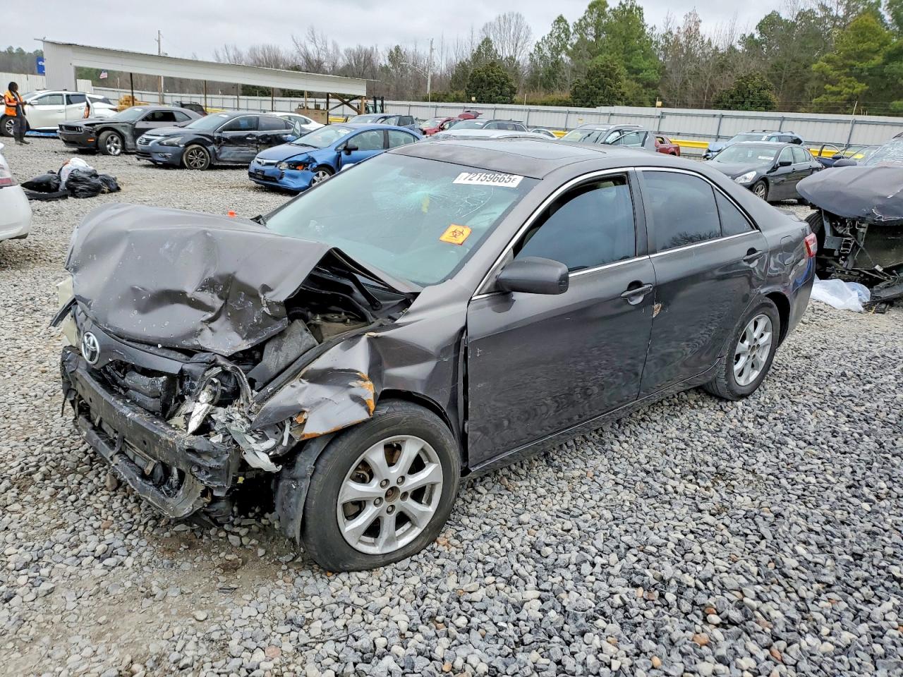 2011 TOYOTA CAMRY