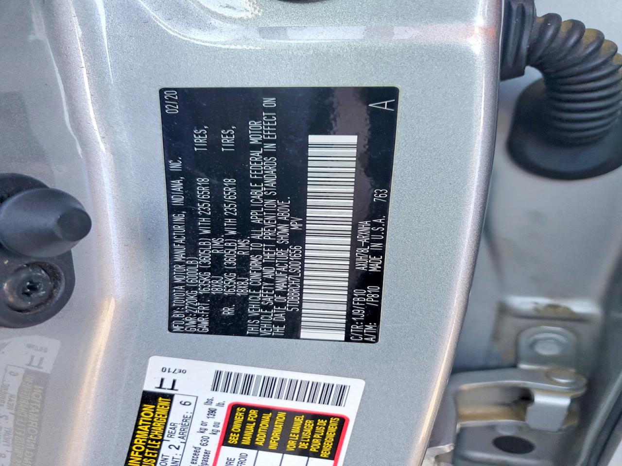 2020 TOYOTA HIGHLANDER HYBRID LE photo 14
