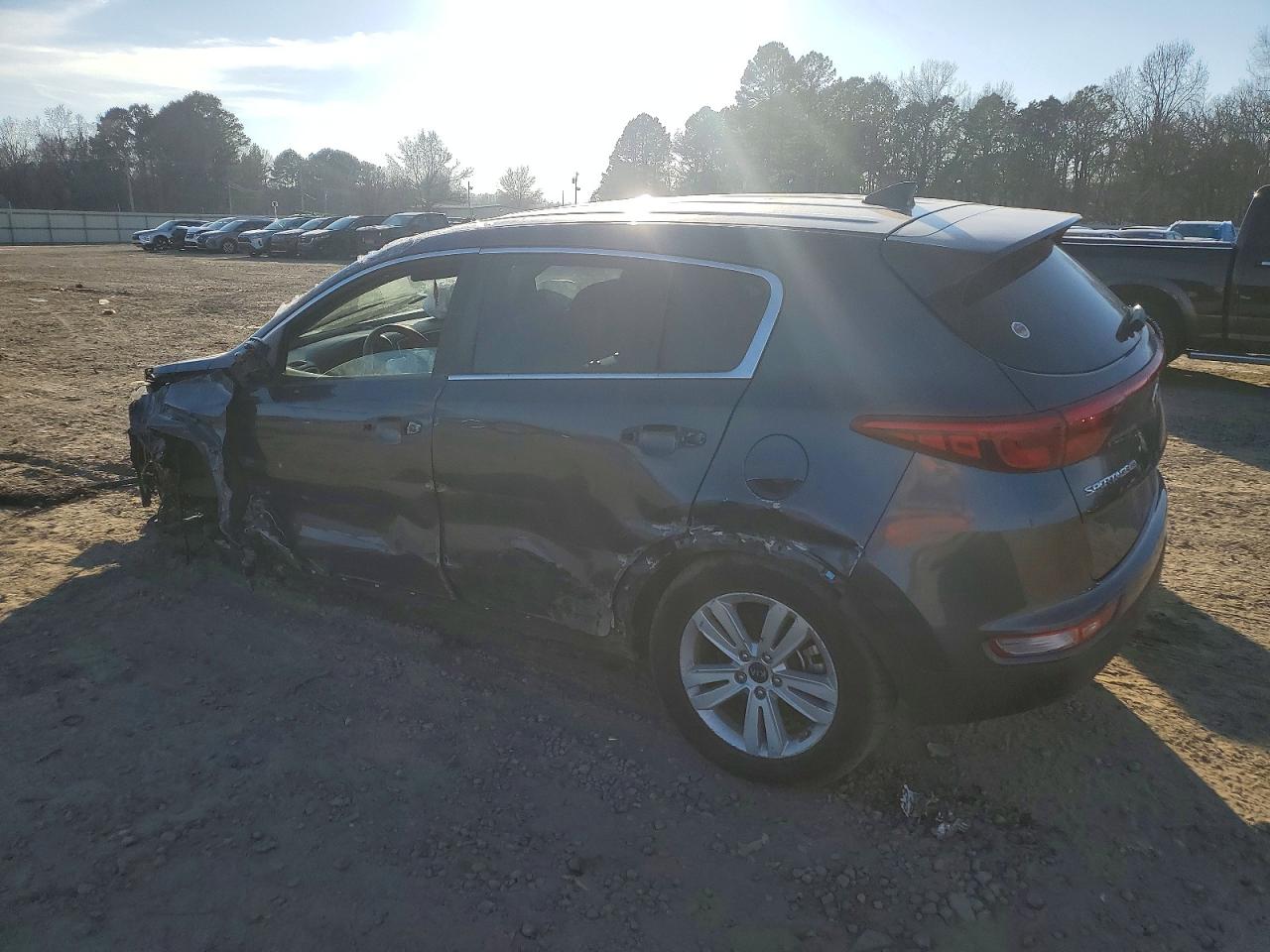 2019 KIA SPORTAGE LX photo 2