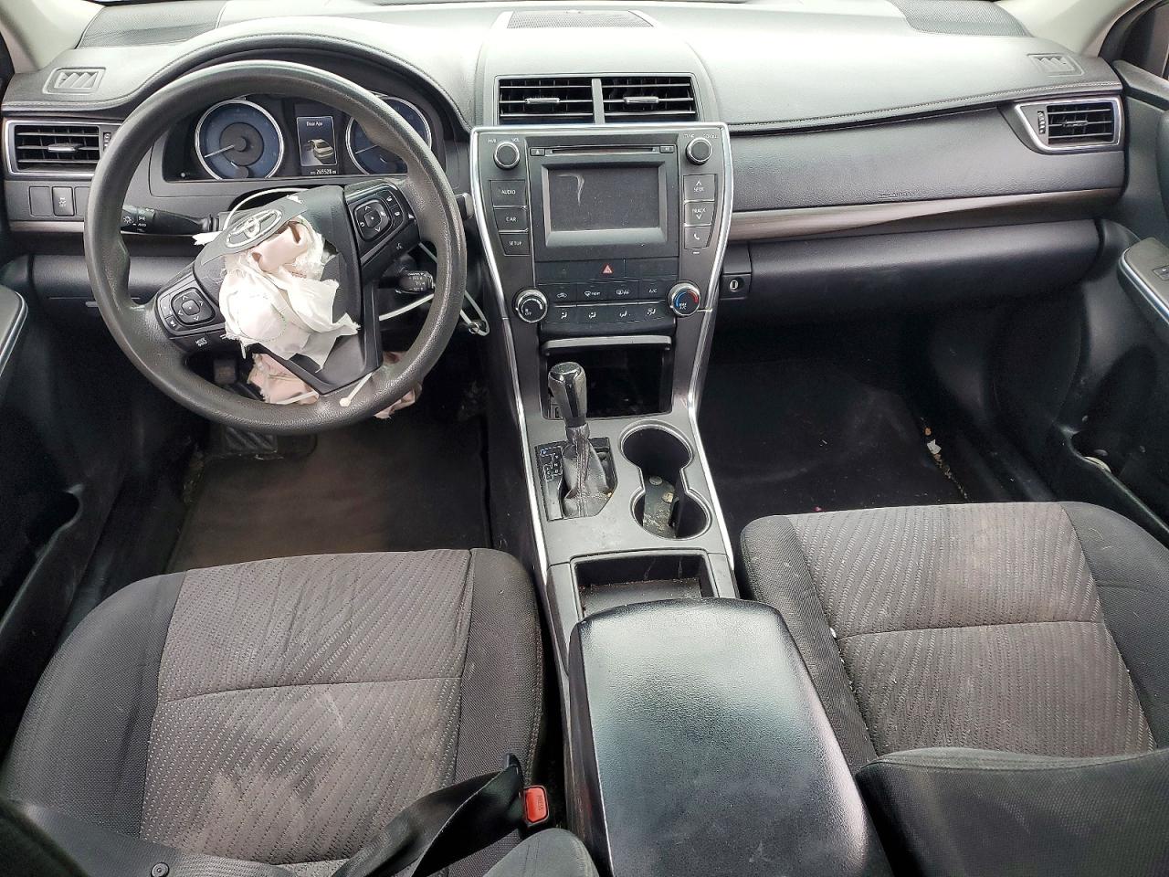2017 TOYOTA CAMRY photo 15