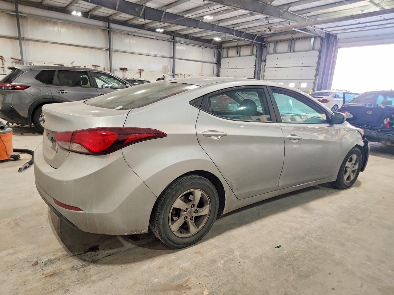 2014 HYUNDAI ELANTRA SE photo 5