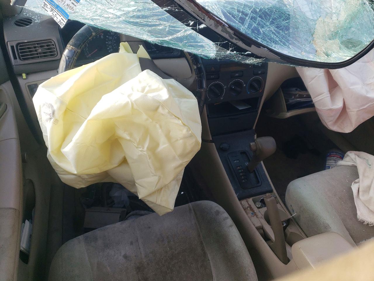 2004 TOYOTA COROLLA CE photo 8