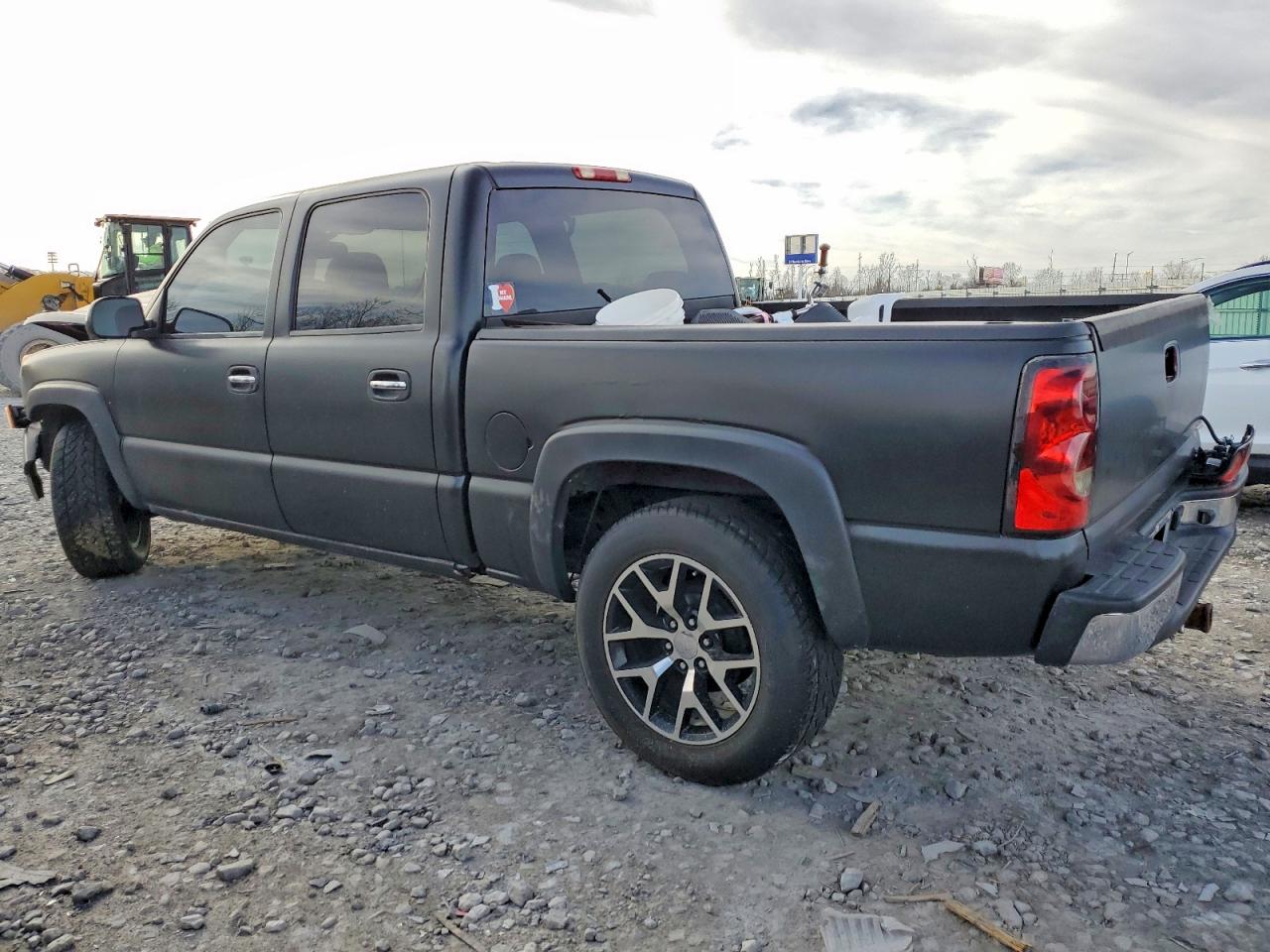 2006 CHEVROLET SILVERADO K1500 photo 3