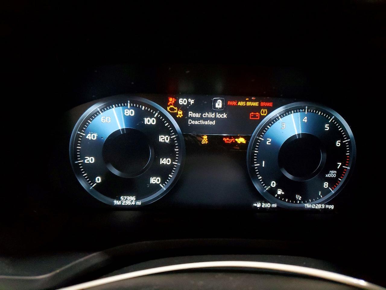 2022 VOLVO S60 B5 MOMENTUM photo 17