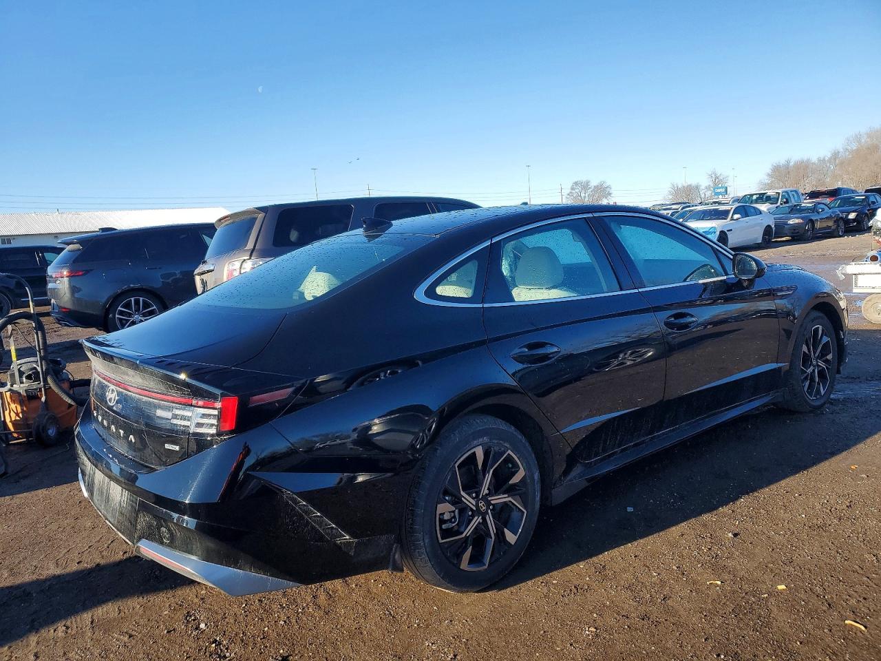 2024 HYUNDAI SONATA SEL photo 5