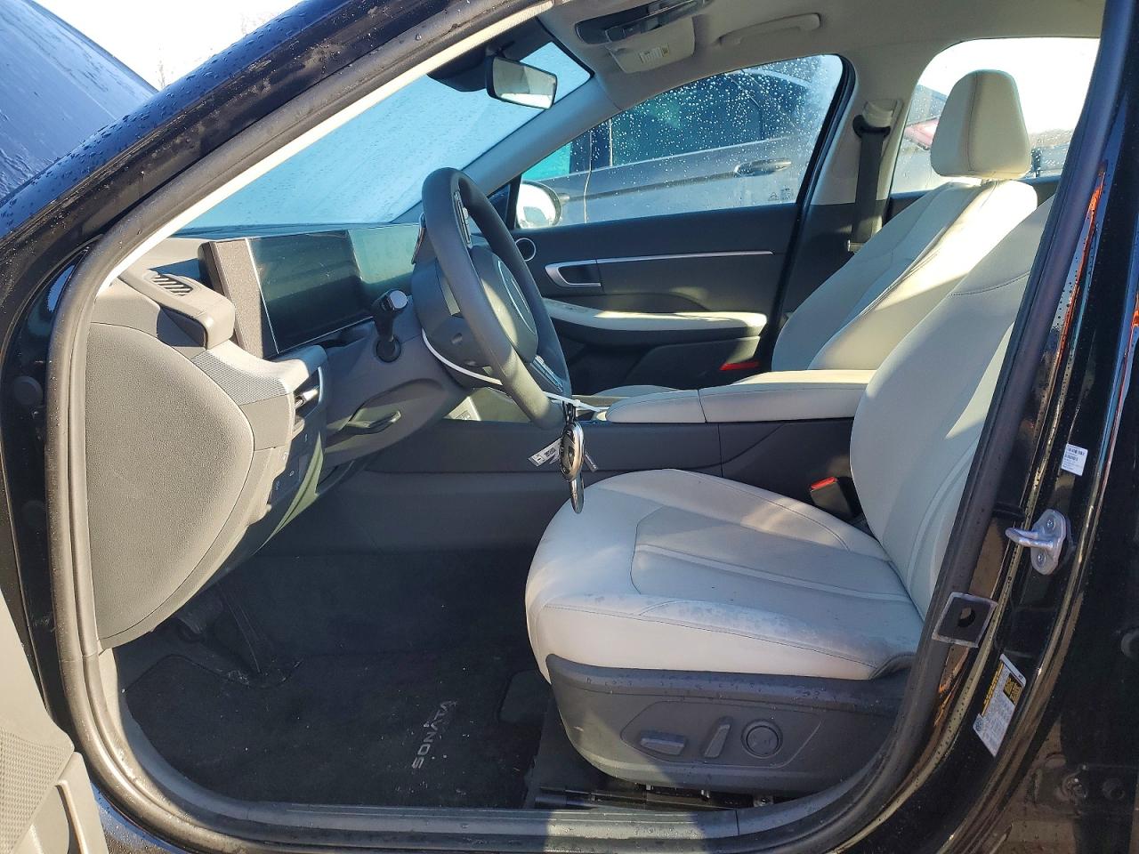 2024 HYUNDAI SONATA SEL photo 13