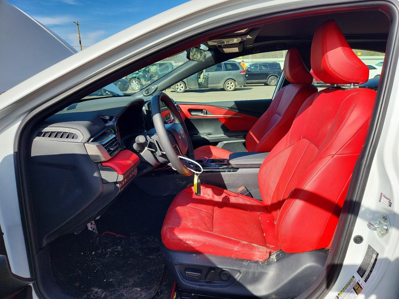 2025 TOYOTA CAMRY XSE photo 13