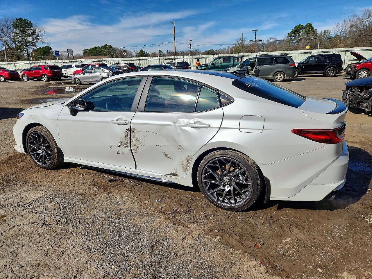 2025 TOYOTA CAMRY XSE photo 3