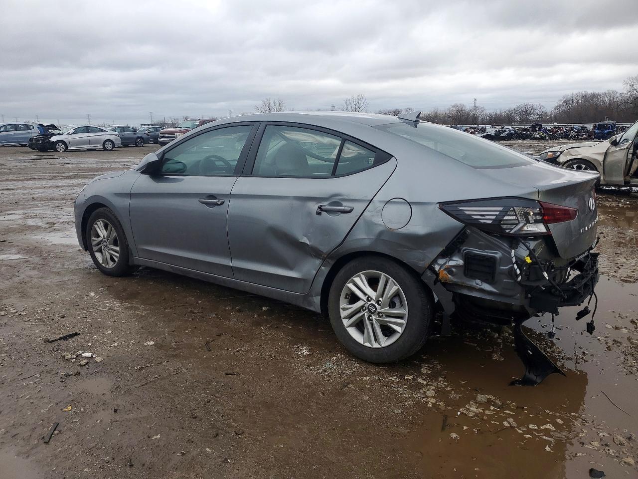 2019 HYUNDAI ELANTRA SEL photo 3