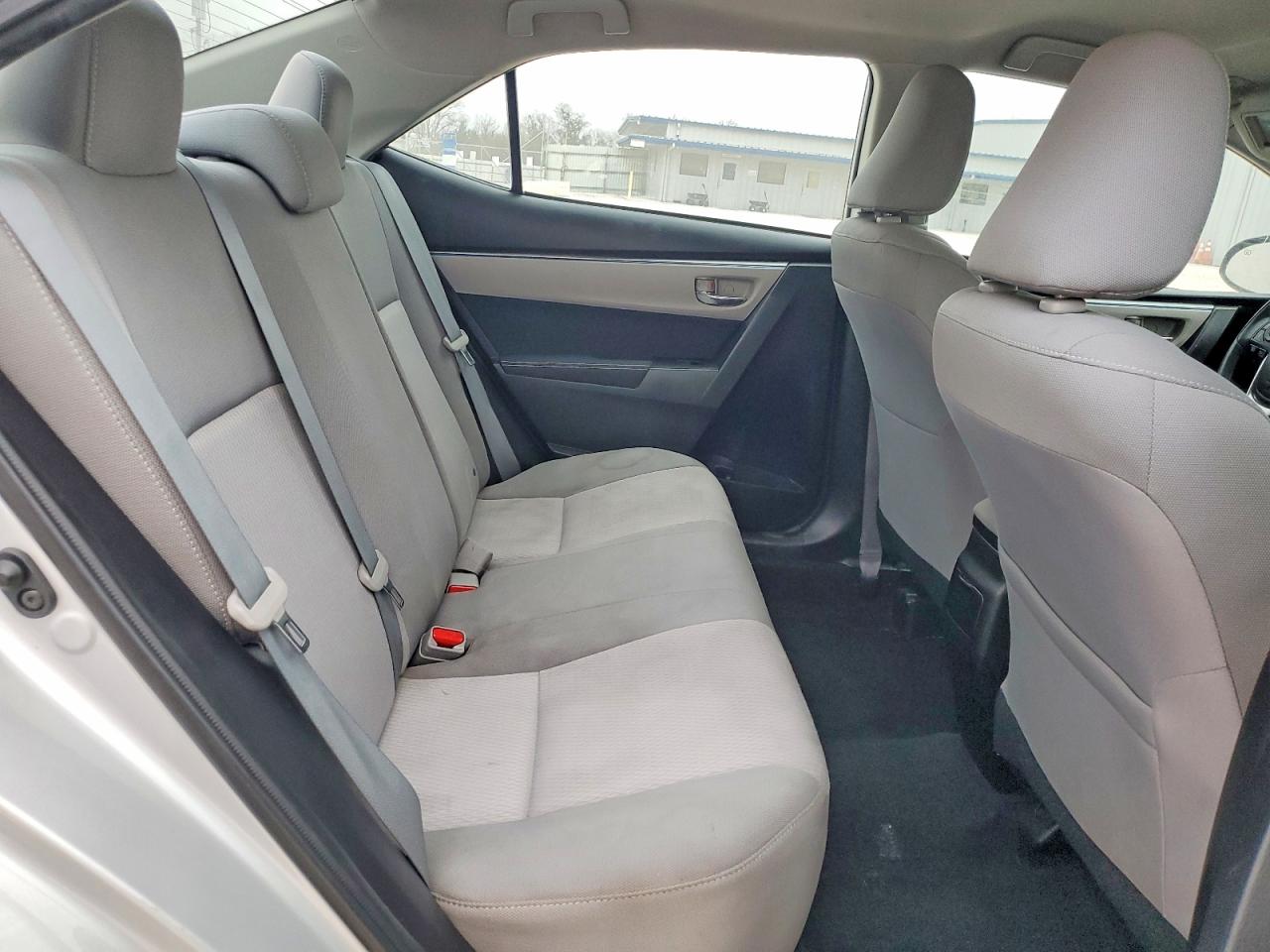 2014 TOYOTA COROLLA L photo 28
