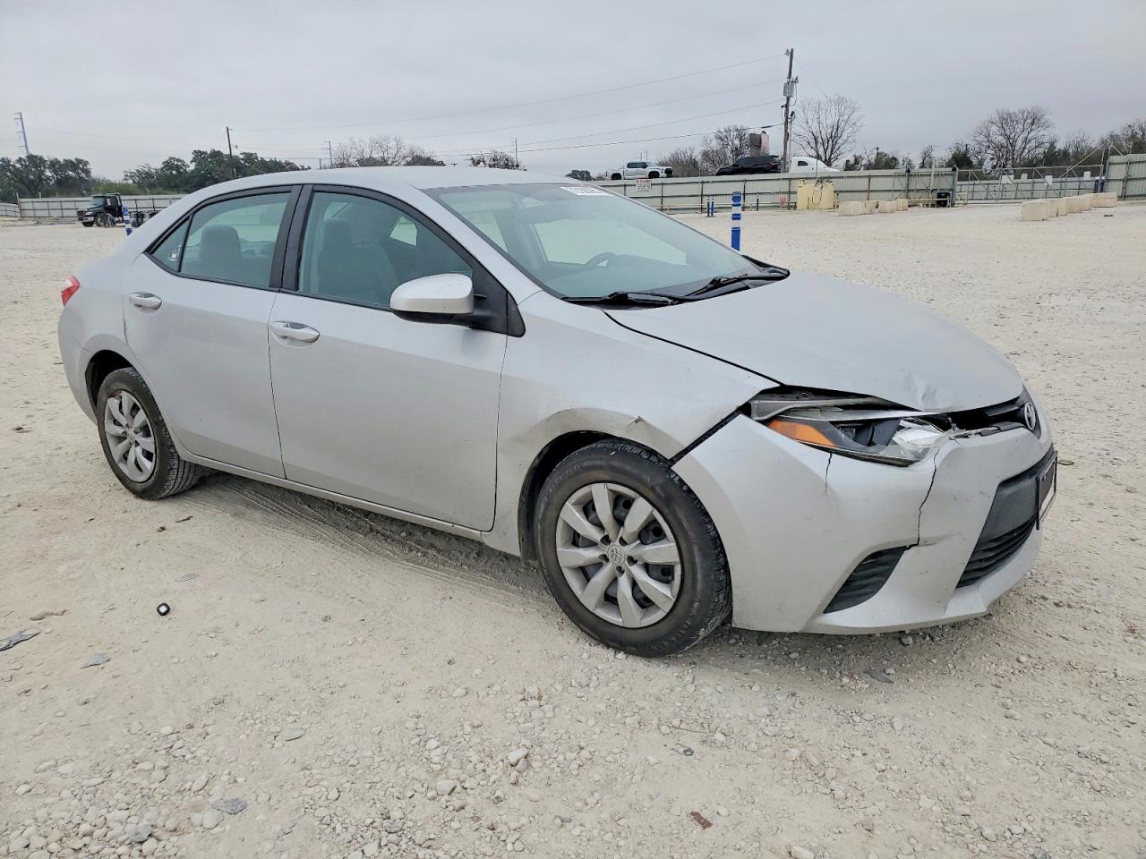 2014 TOYOTA COROLLA L photo 10