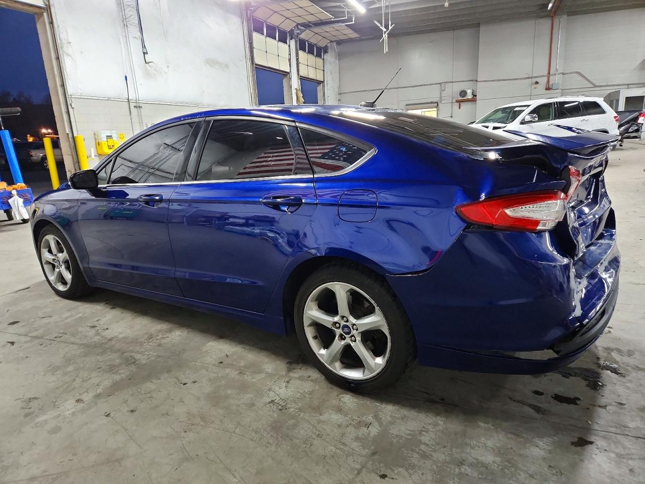 2014 FORD FUSION SE photo 2