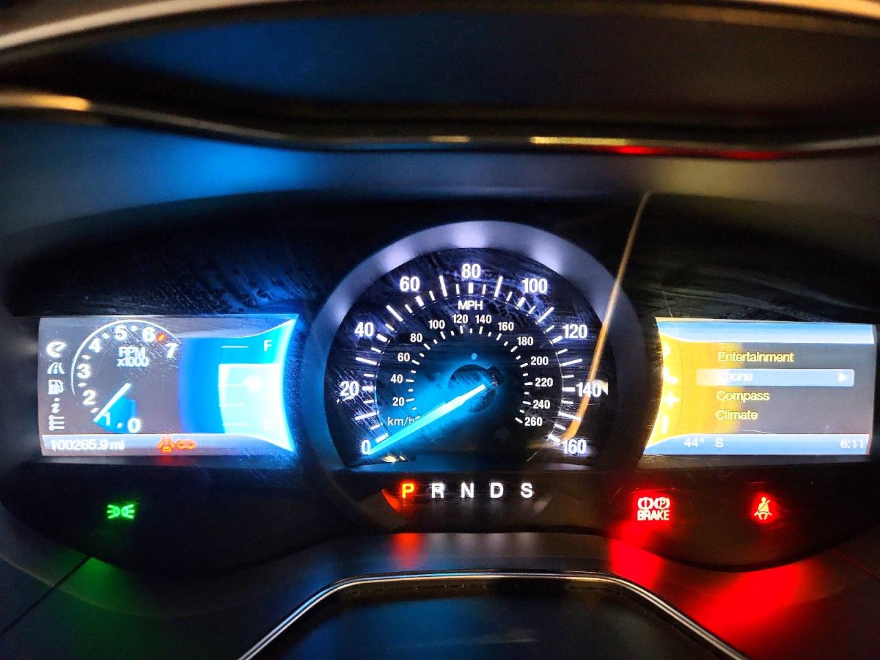2014 FORD FUSION SE photo 9
