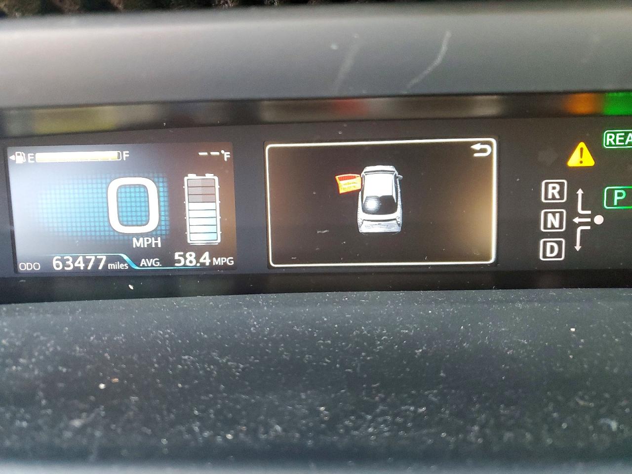 2016 TOYOTA PRIUS photo 25