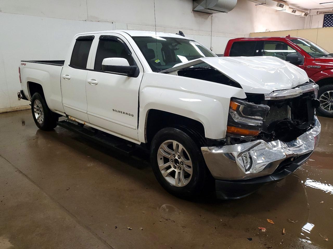 2016 CHEVROLET SILVERADO K1500 LT photo 7