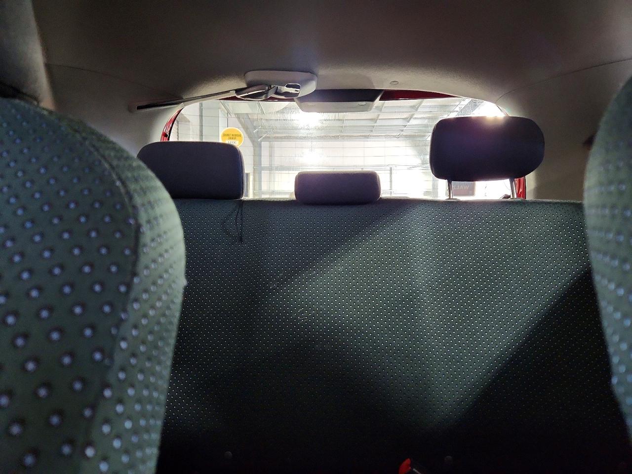 2008 TOYOTA YARIS BASE photo 10
