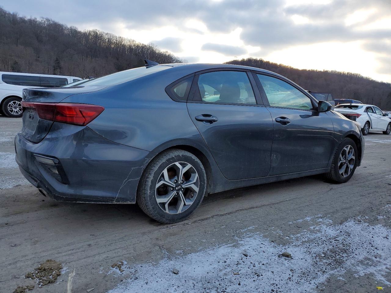 2020 KIA FORTE LXS photo 5