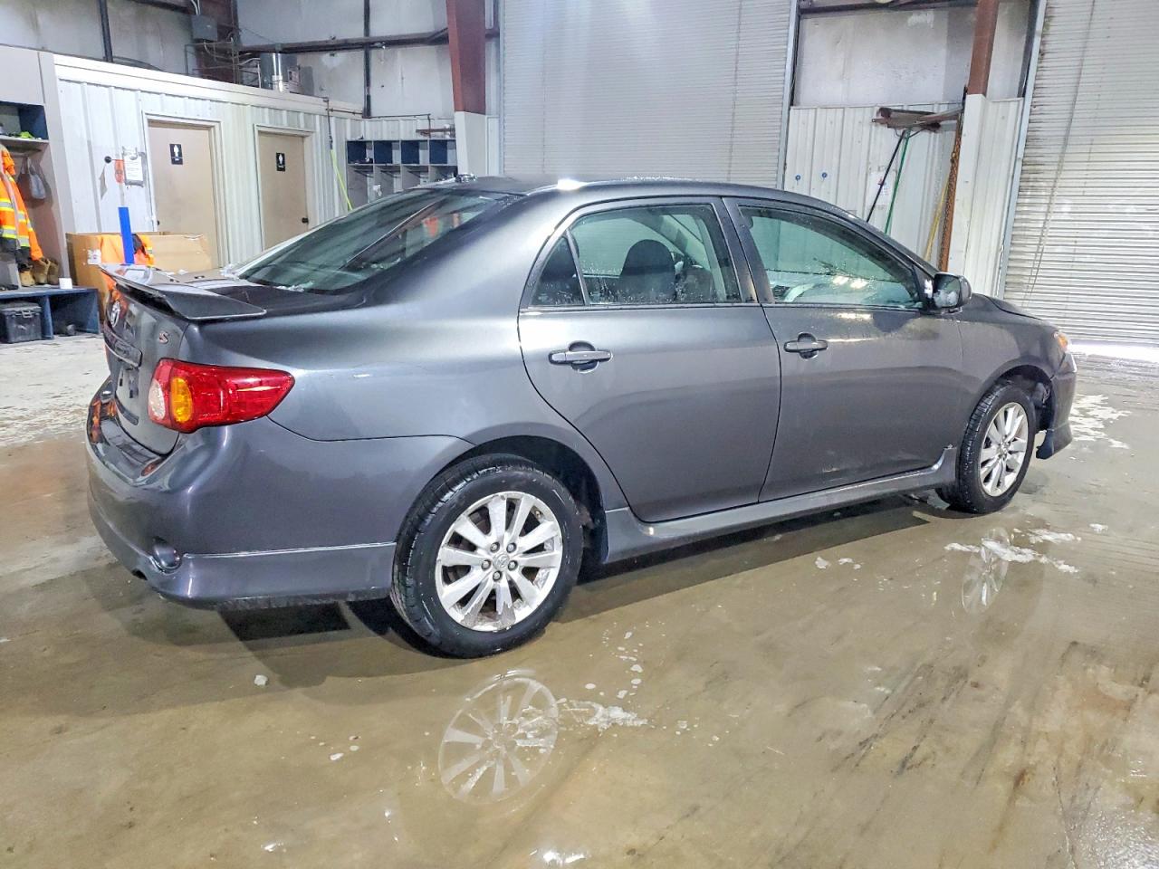 2009 TOYOTA COROLLA S photo 3