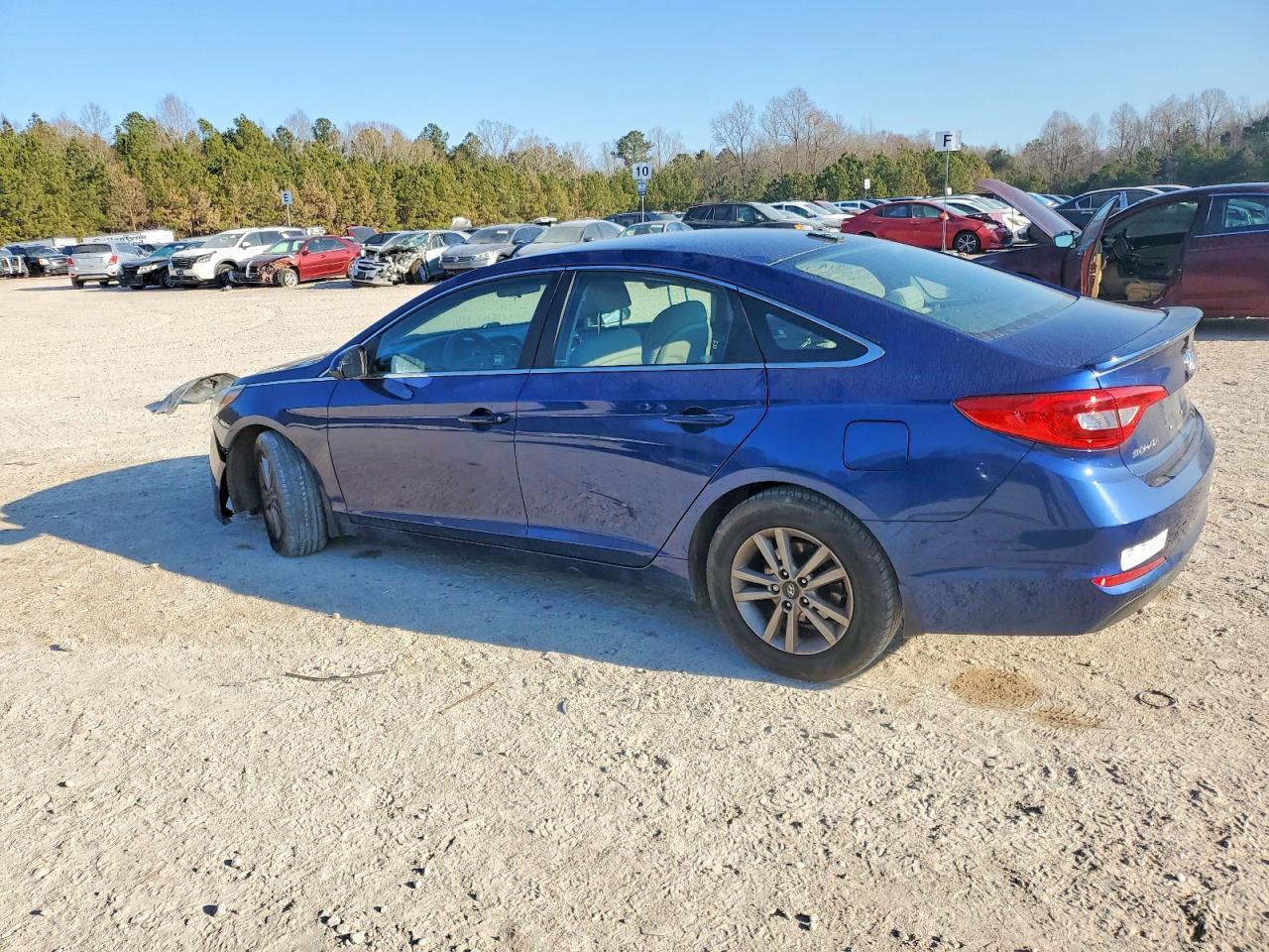 2015 HYUNDAI SONATA SE photo 3