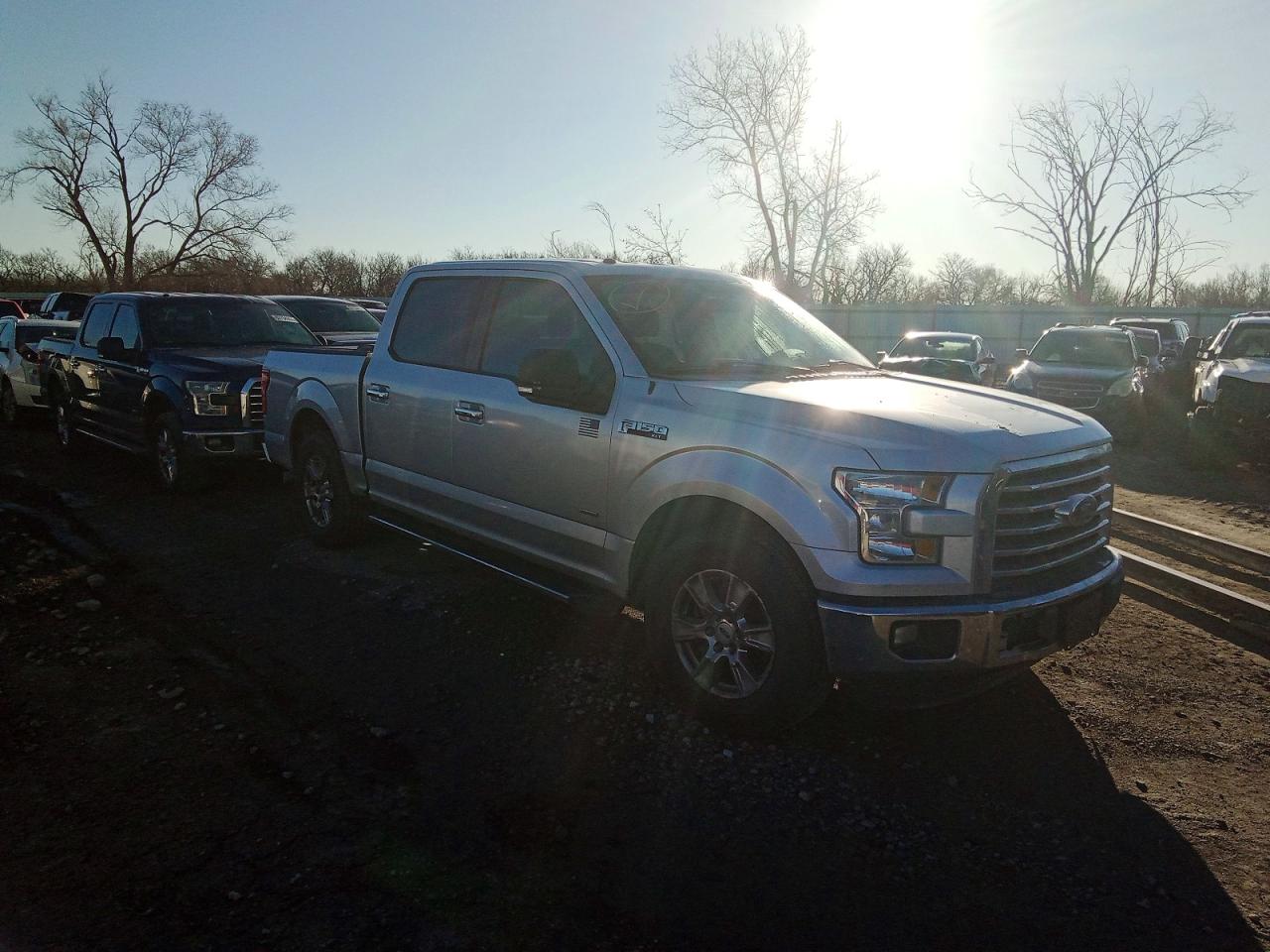 2015 FORD F150 SUPERCREW photo 7