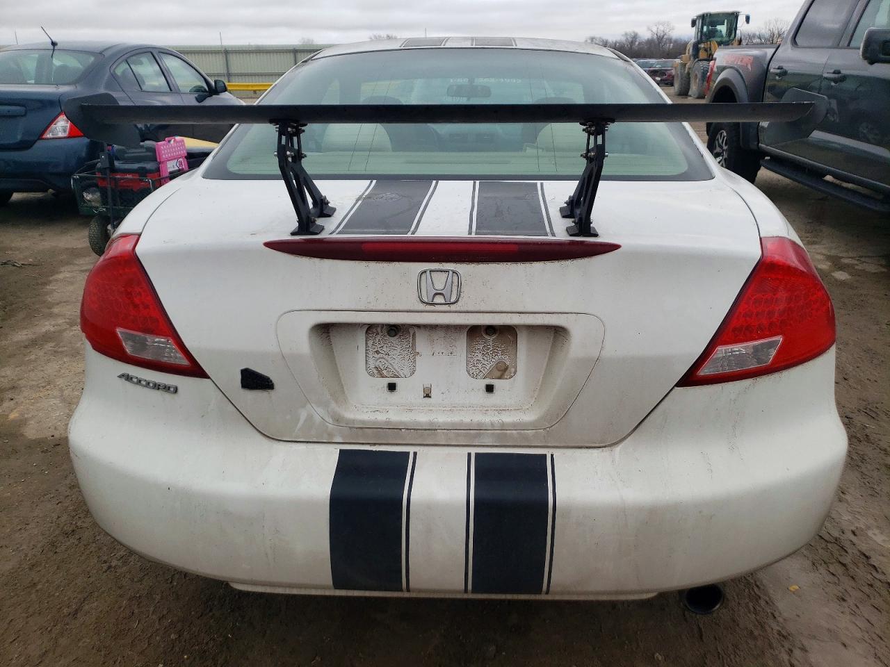 2006 HONDA ACCORD photo 6