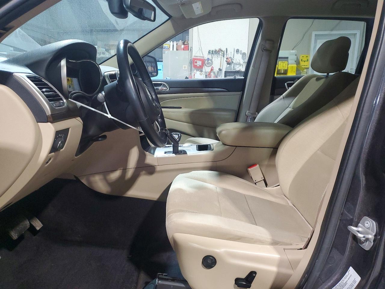 2015 JEEP GRAND CHEROKEE LAREDO photo 7