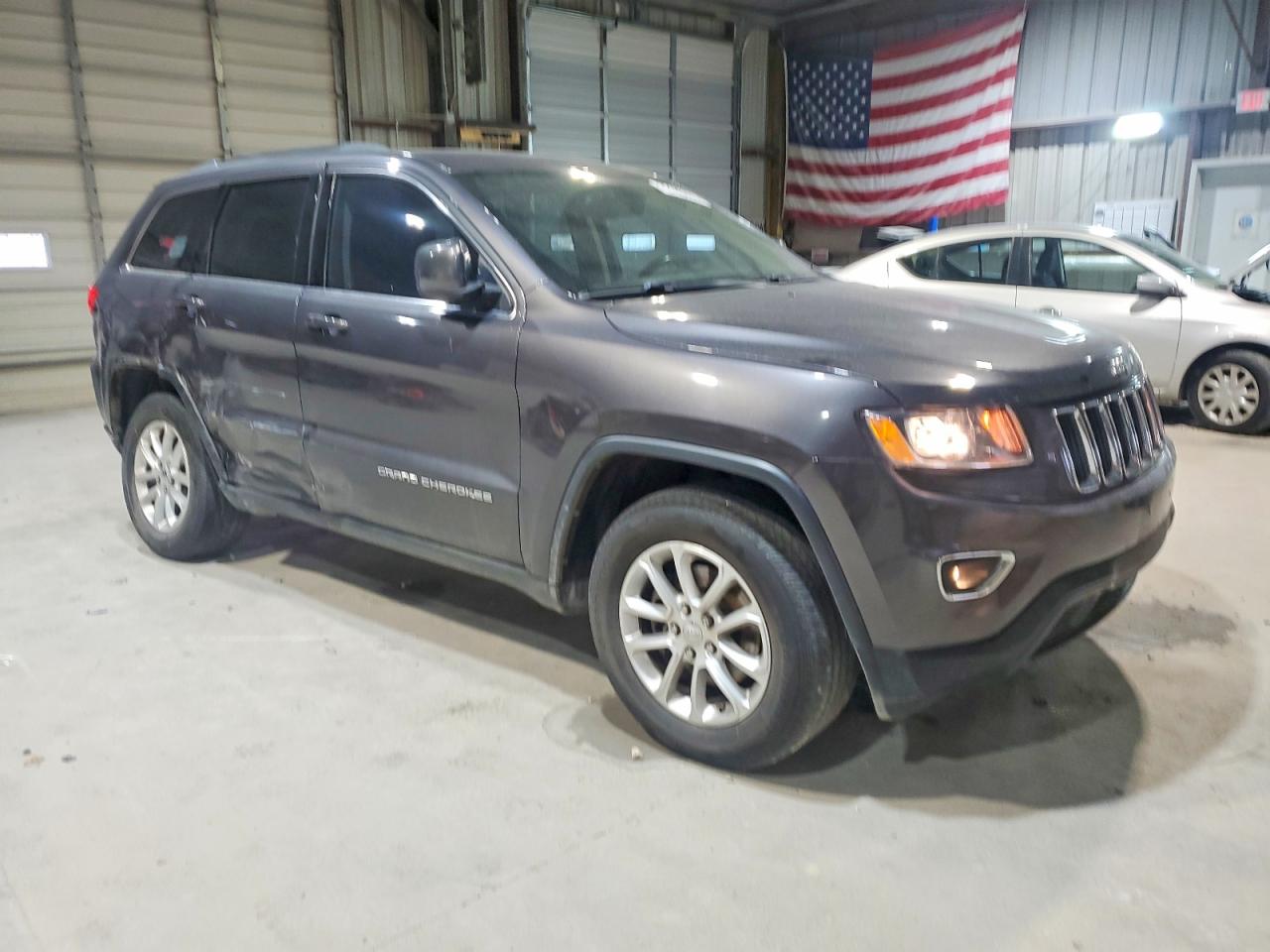 2015 JEEP GRAND CHEROKEE LAREDO photo 4