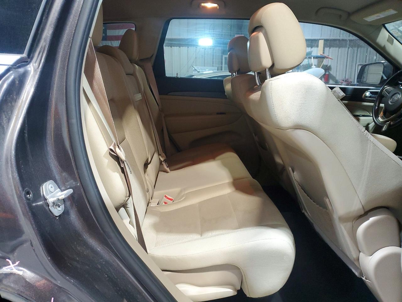 2015 JEEP GRAND CHEROKEE LAREDO photo 11