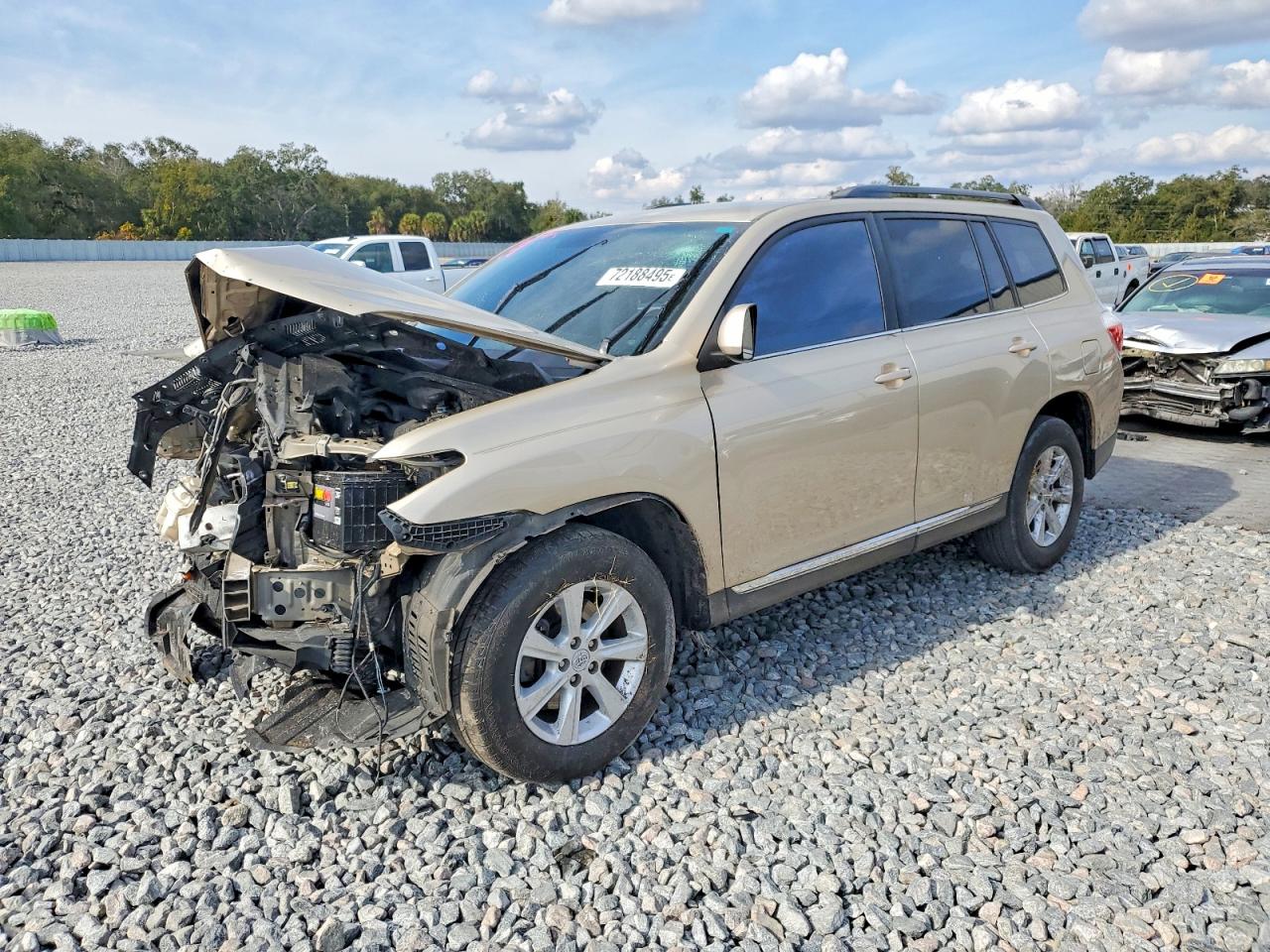 2011 TOYOTA HIGHLANDER
