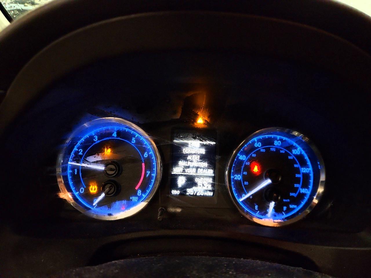 2018 TOYOTA COROLLA L photo 17