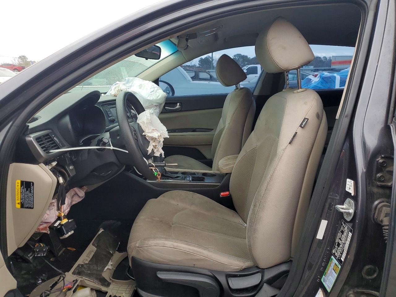 2017 KIA OPTIMA LX photo 13