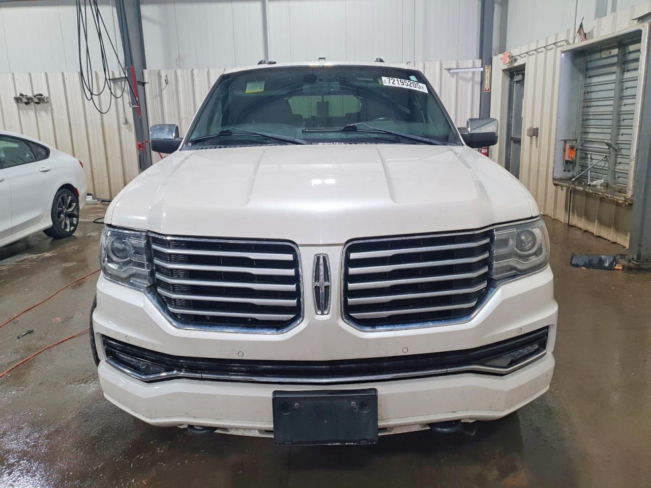 2017 LINCOLN NAVIGATOR L SELECT photo 9