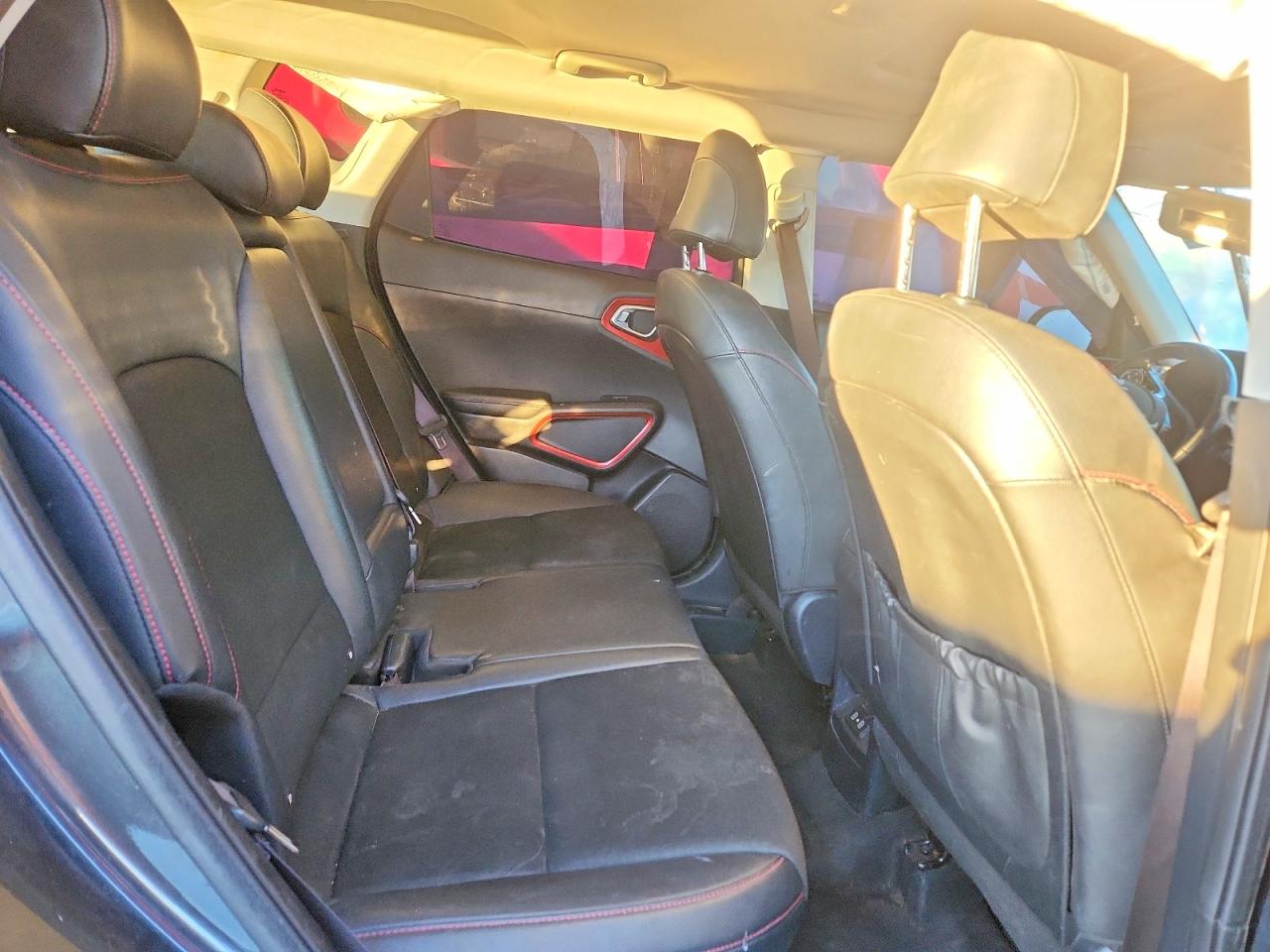 2024 KIA SOUL GT-LINE photo 19