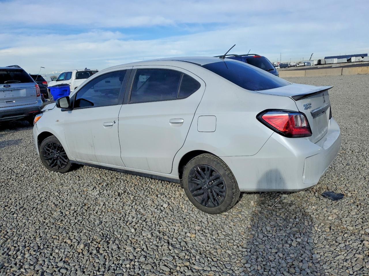 2022 MITSUBISHI MIRAGE G4 ES photo 2