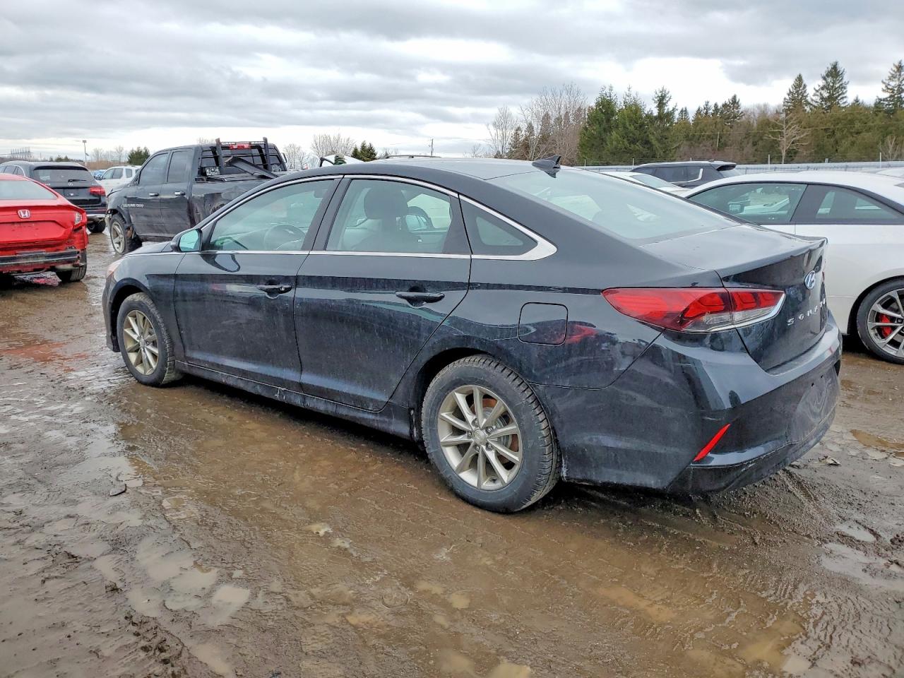 2018 HYUNDAI SONATA SE photo 3