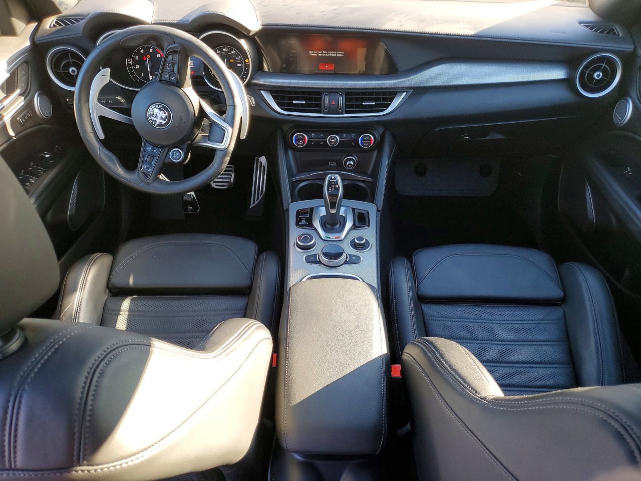 2022 ALFA ROMEO STELVIO TI photo 22