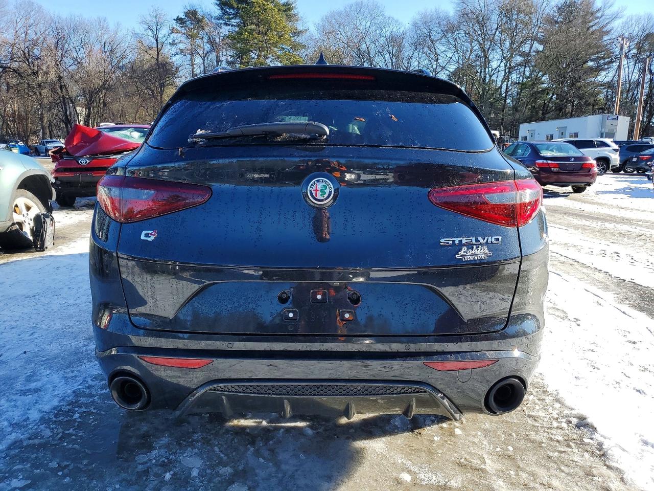 2022 ALFA ROMEO STELVIO TI photo 16