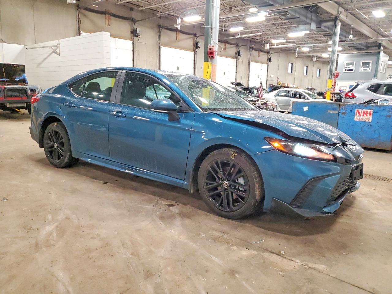 2025 TOYOTA CAMRY XSE photo 7