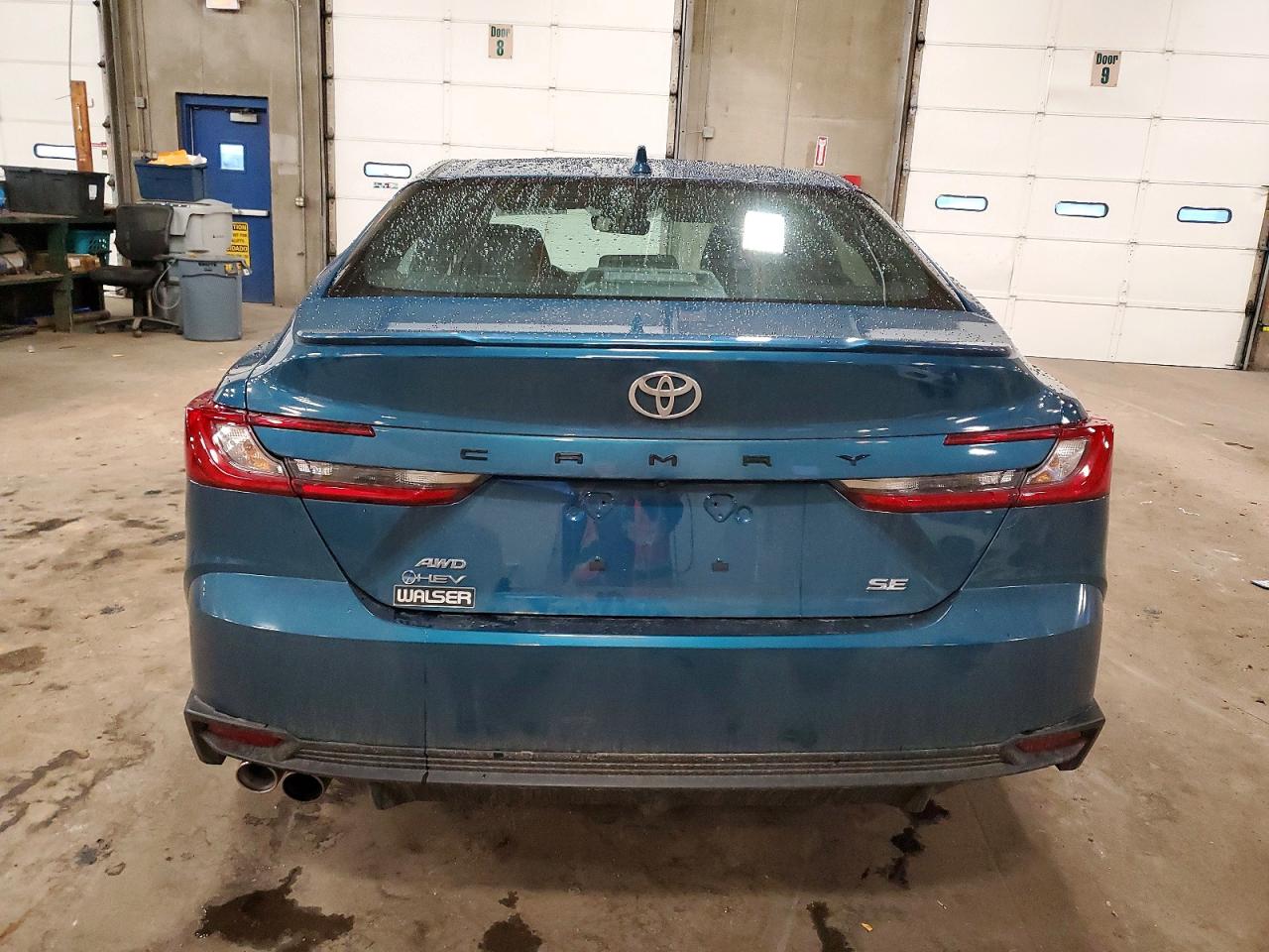 2025 TOYOTA CAMRY XSE photo 11