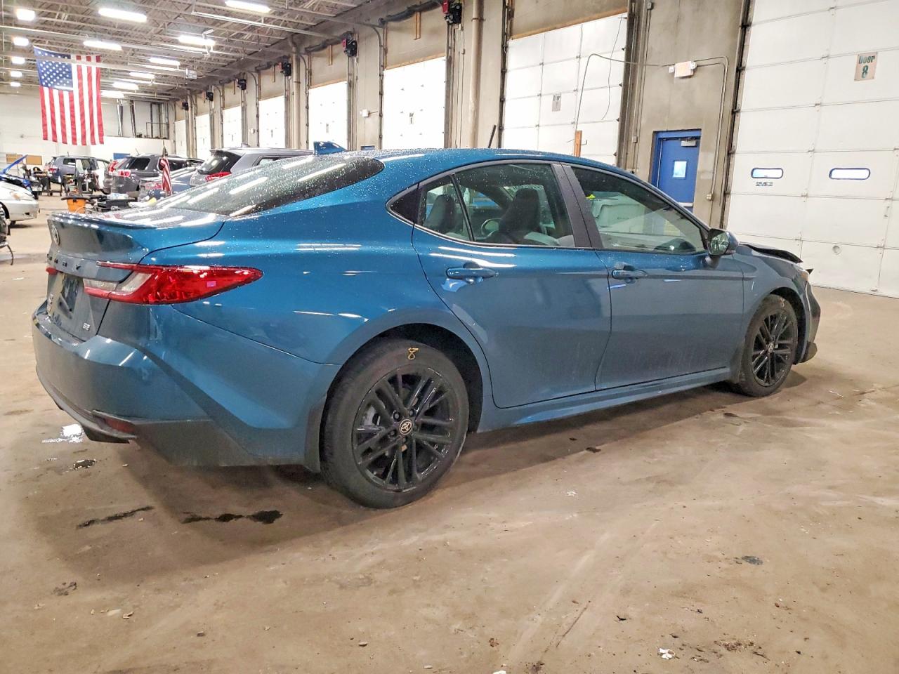 2025 TOYOTA CAMRY XSE photo 5