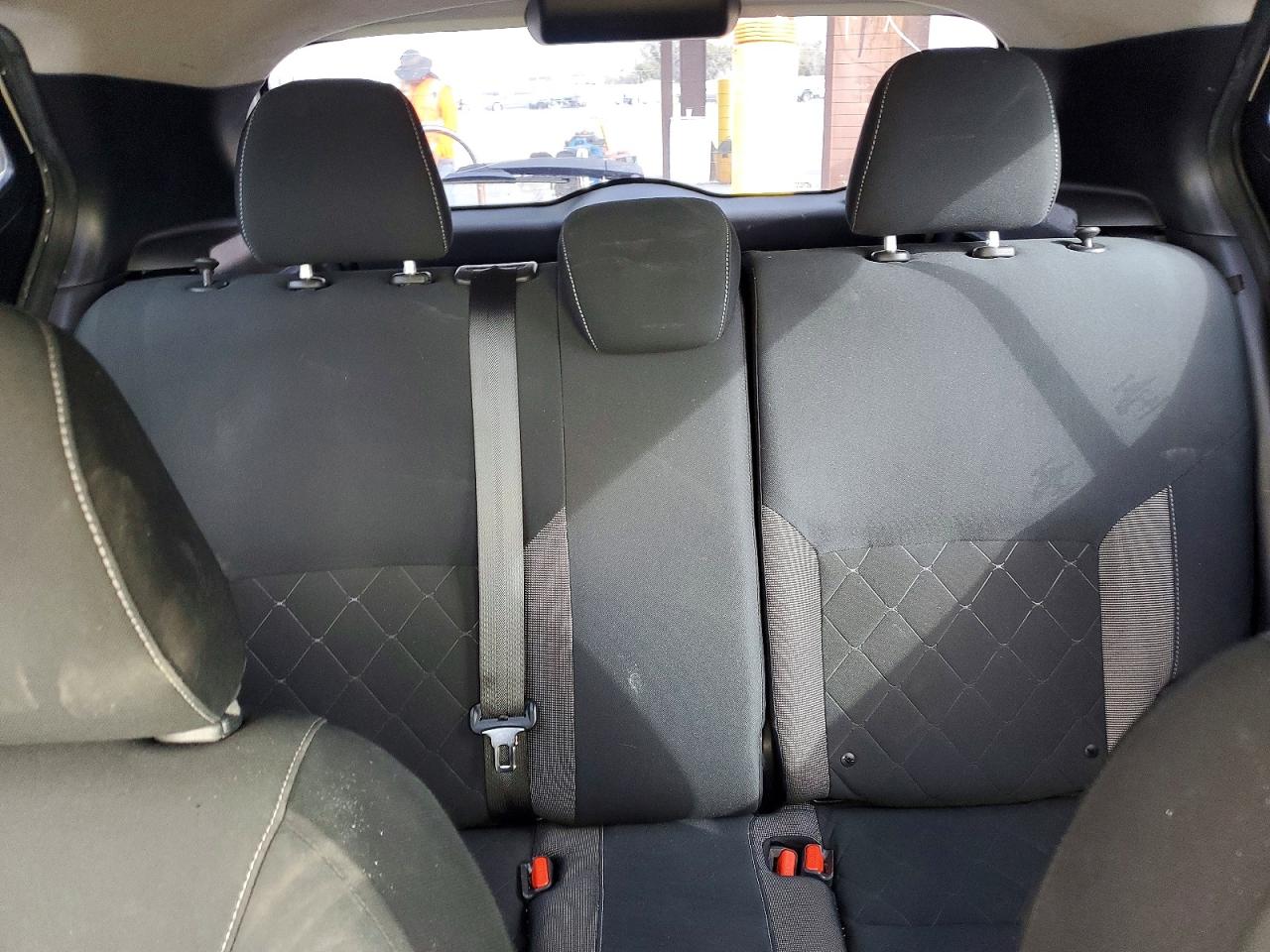 2019 NISSAN KICKS S photo 19