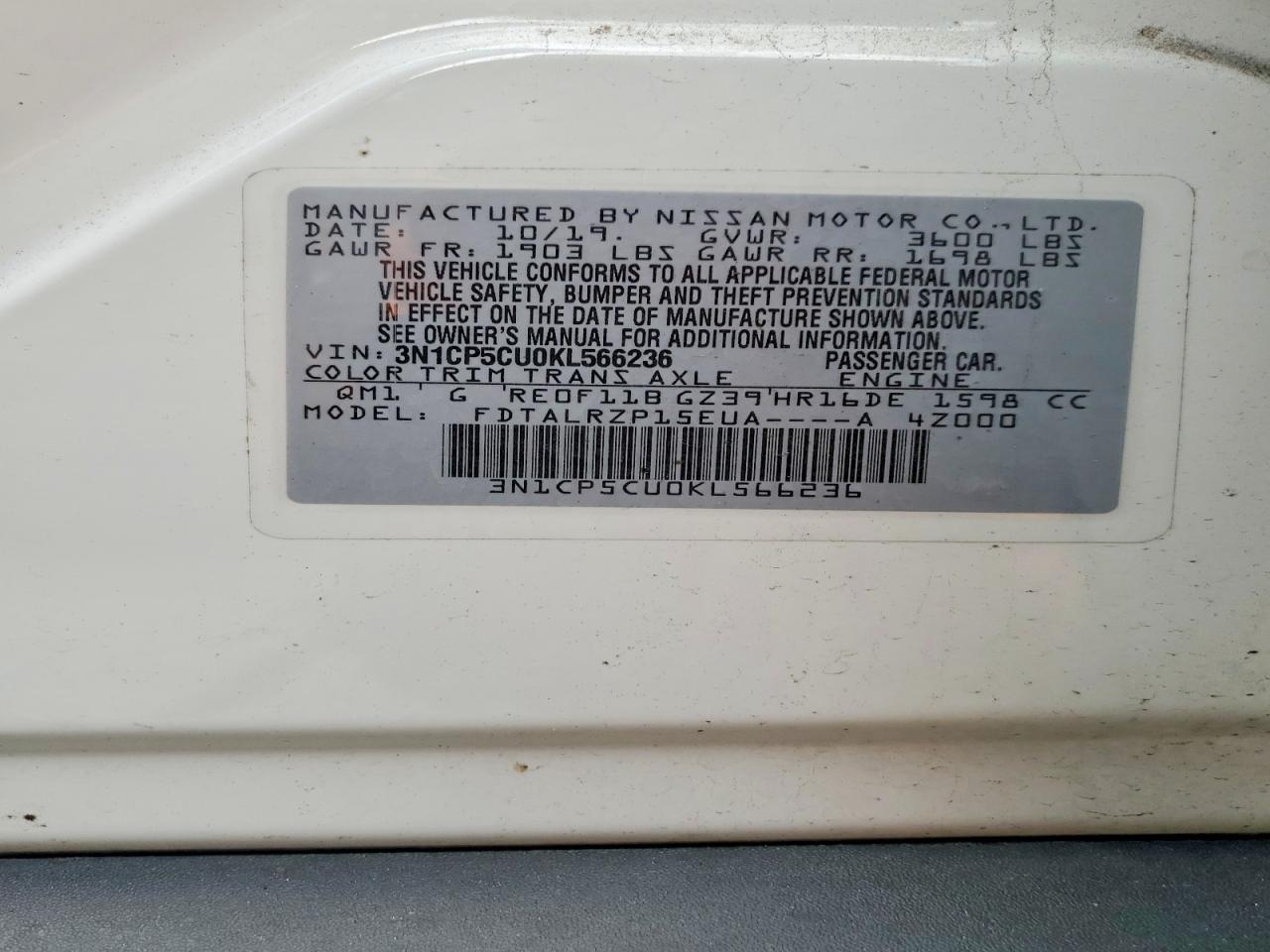 2019 NISSAN KICKS S photo 27