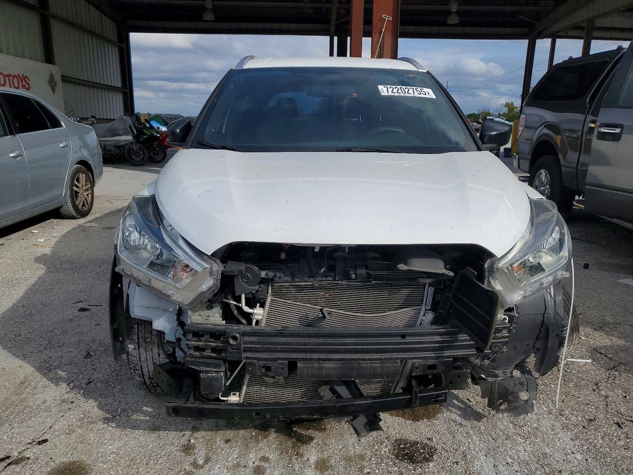 2019 NISSAN KICKS S photo 9