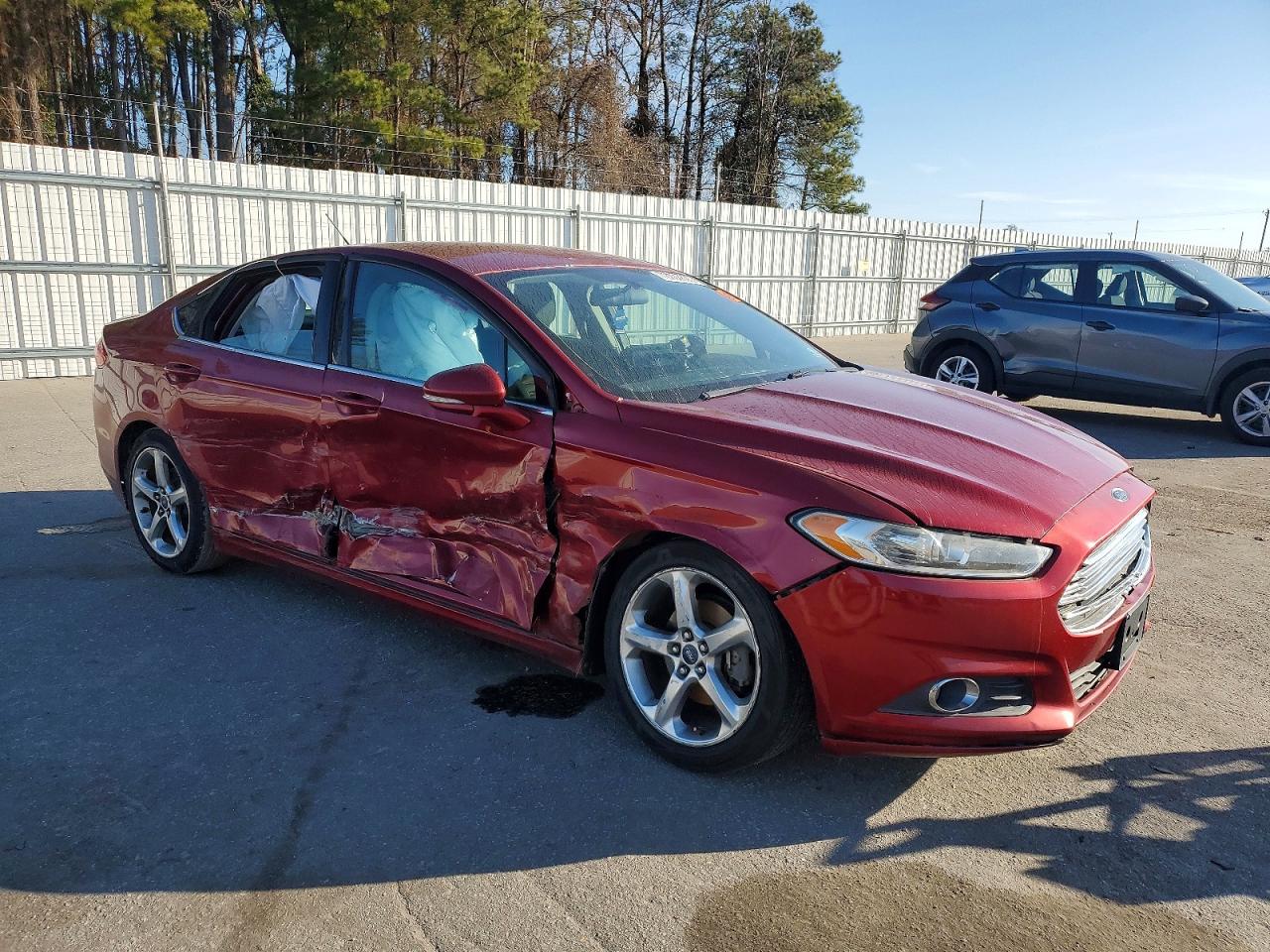 2013 FORD FUSION SE photo 4