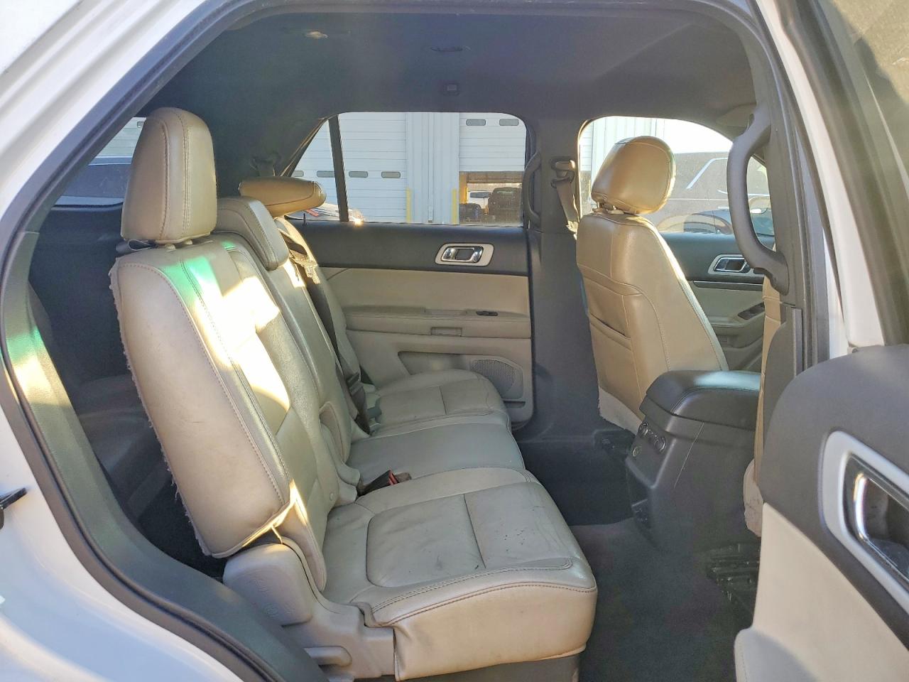 2011 FORD EXPLORER XLT photo 21