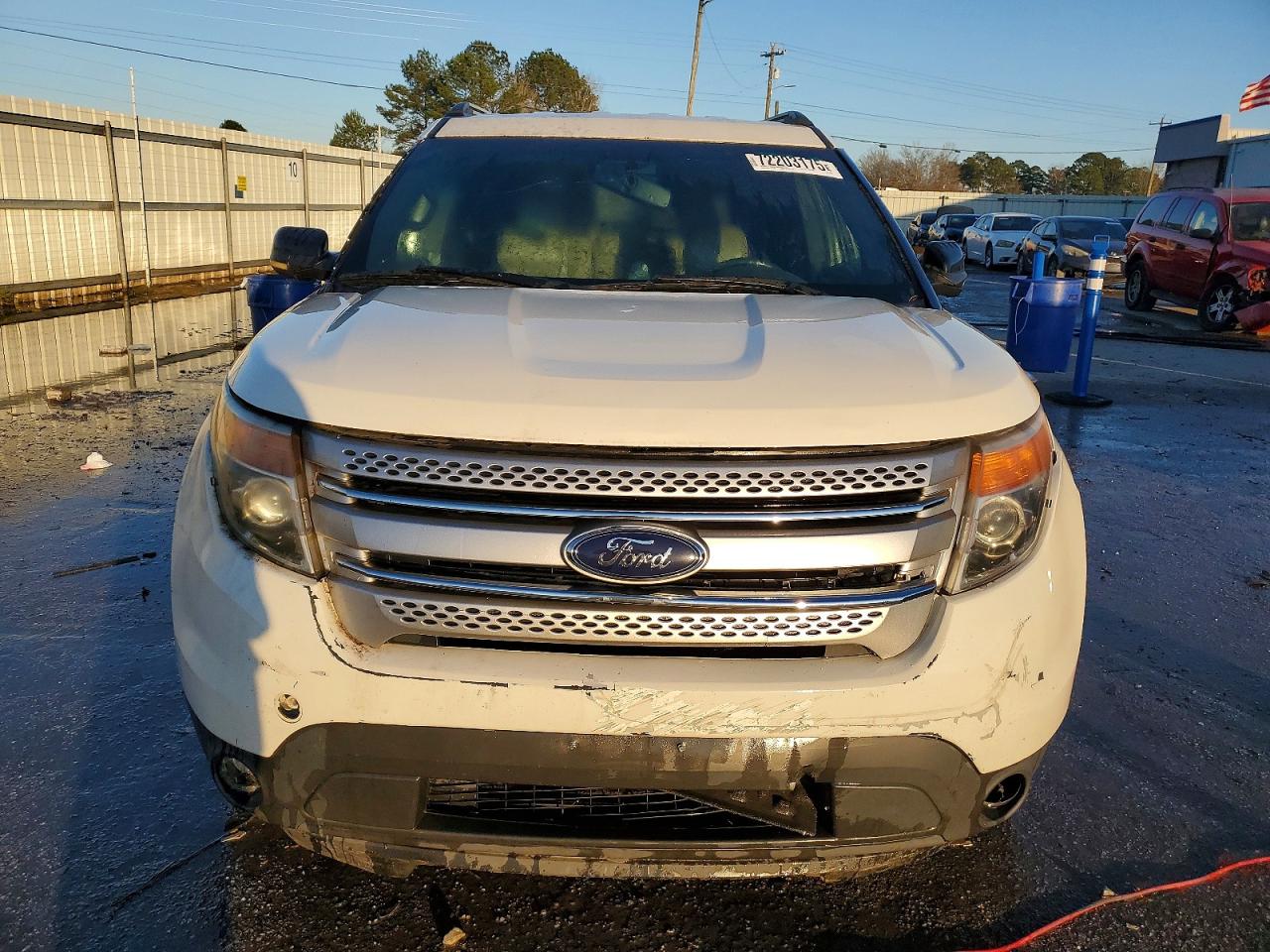 2011 FORD EXPLORER XLT photo 9