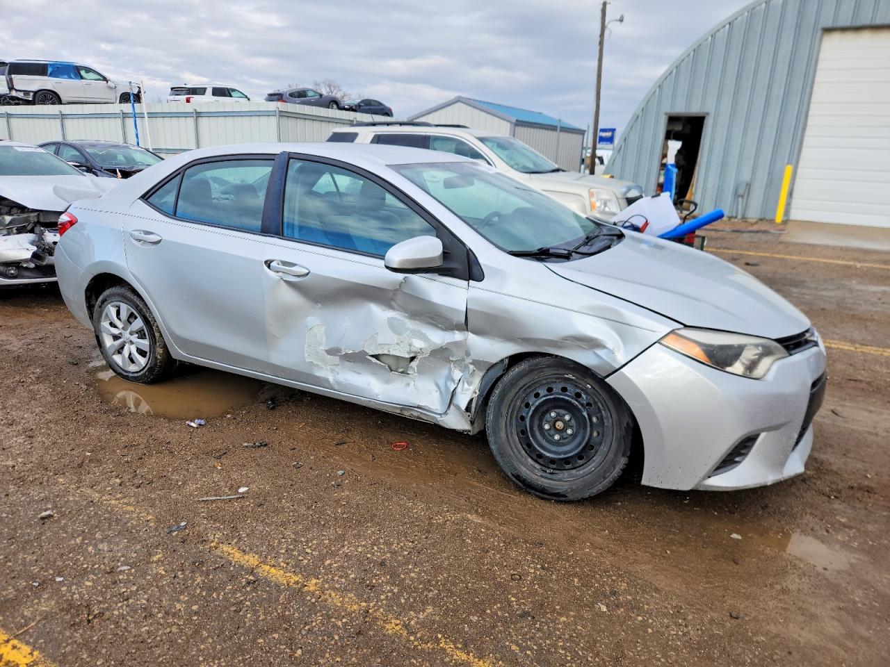 2016 TOYOTA COROLLA photo 7