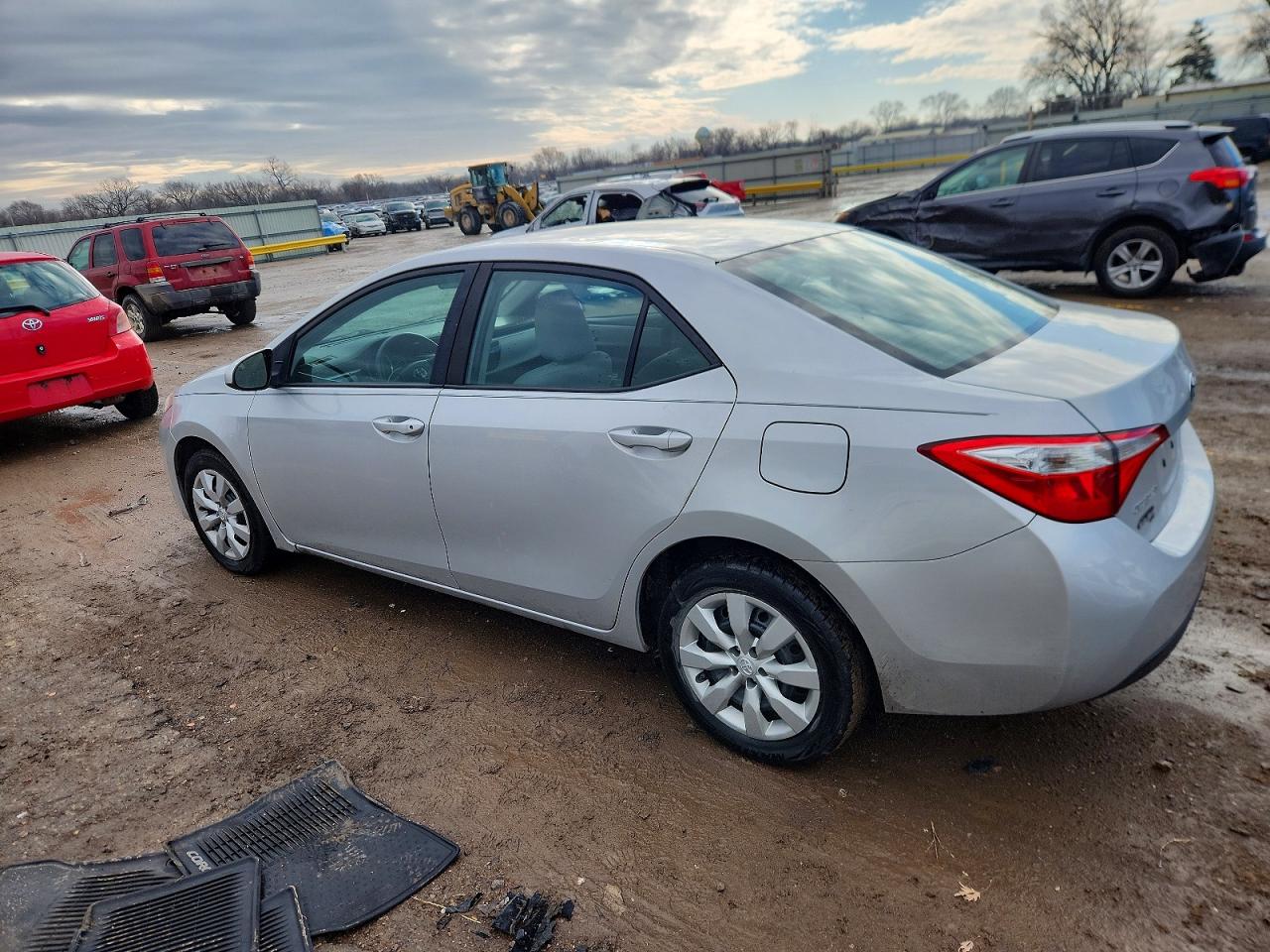 2016 TOYOTA COROLLA photo 3